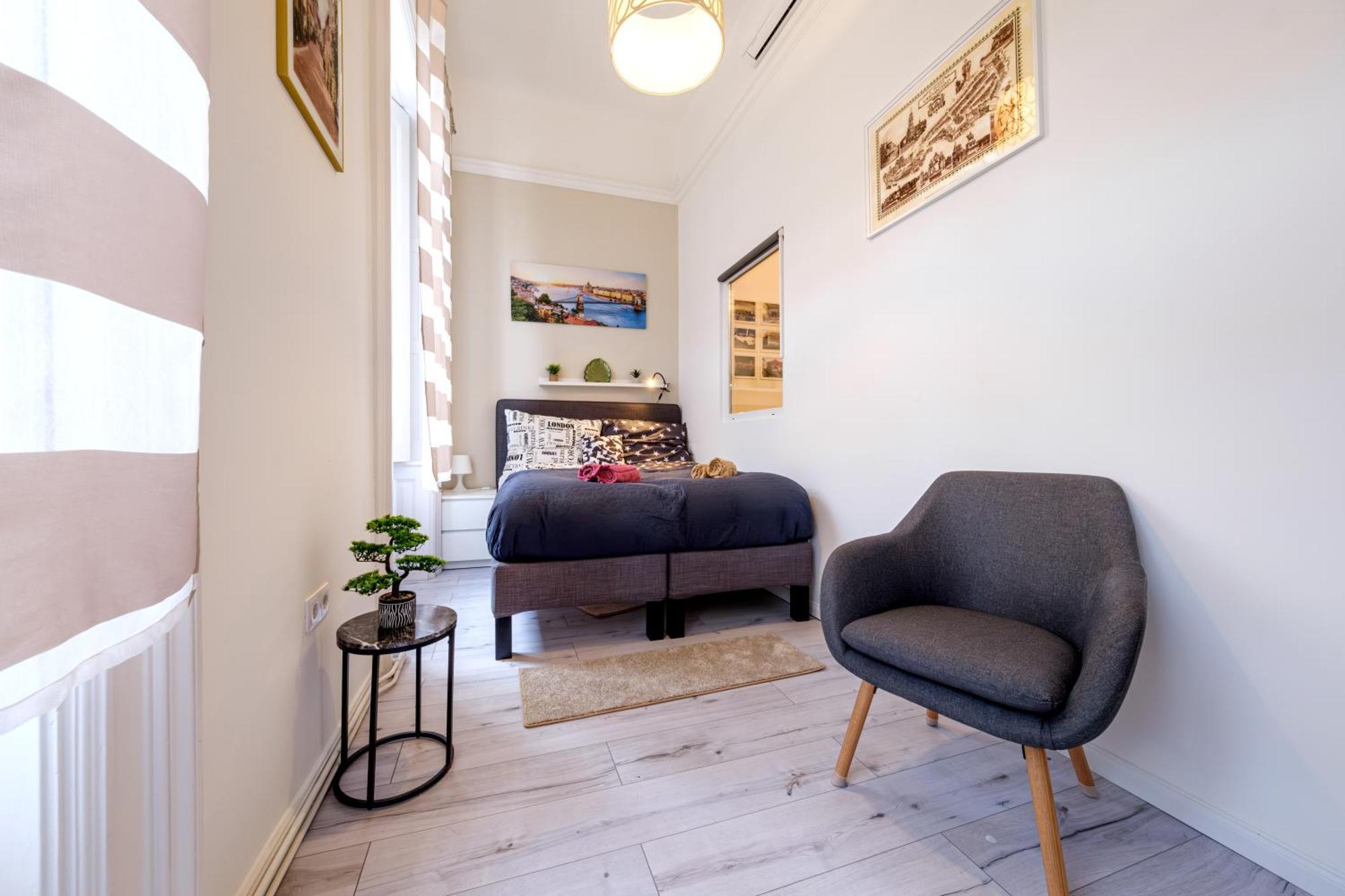 Soho Downtown Apartment Budapest Eksteriør billede